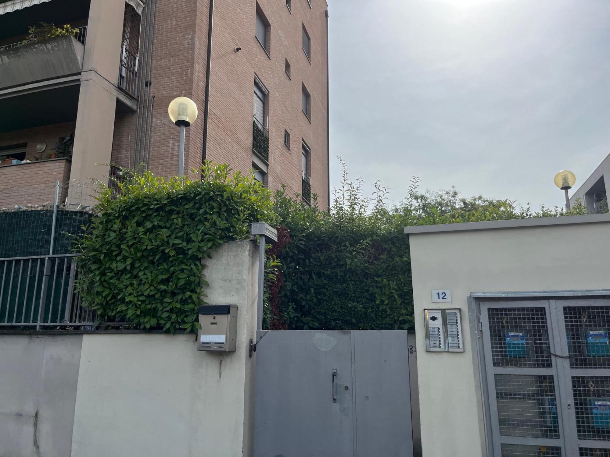 Lovely Apartment Parma Exterior foto